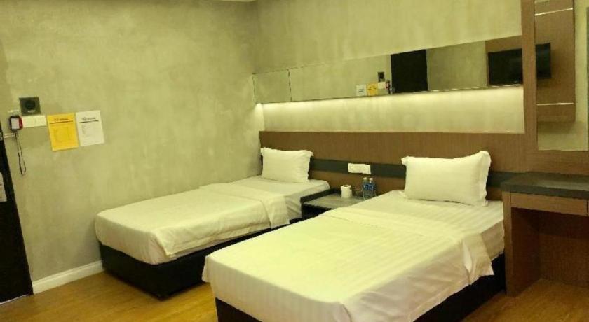 Monaco Boutique Hotel Sadong Jaya Кота-Кинабалу Экстерьер фото