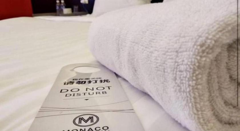 Monaco Boutique Hotel Sadong Jaya Кота-Кинабалу Экстерьер фото