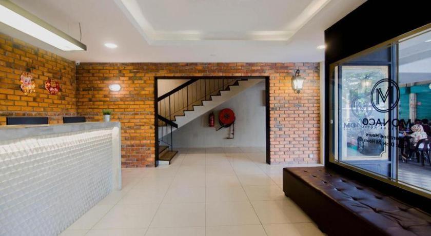 Monaco Boutique Hotel Sadong Jaya Кота-Кинабалу Экстерьер фото