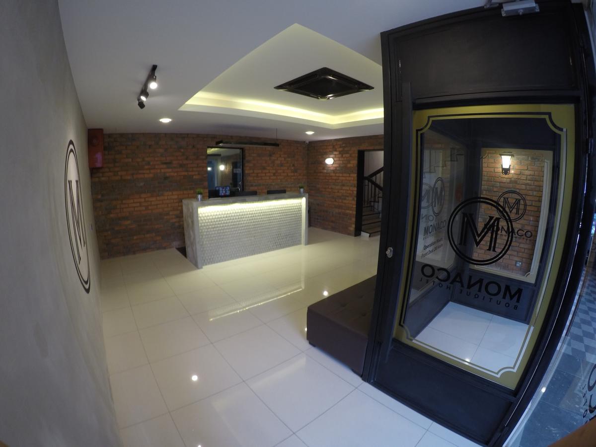 Monaco Boutique Hotel Sadong Jaya Кота-Кинабалу Экстерьер фото